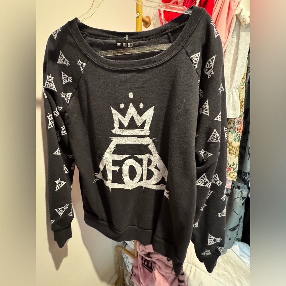 Fall out boy sweater medium